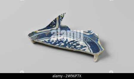 Fragment signe de V.O.C. navire de 'Witte Leeuw', Anonyme, avant 1613 plaque (plats) fragment signe de V.O.C. navire le 'Witte Leeuw'. Jingdezhen os chine (matériel) Sint-Helena Banque D'Images