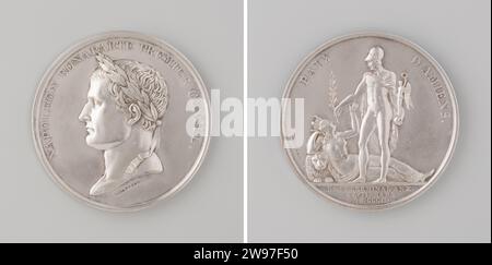 Paix d'Amiens, en l'honneur de Napoléon Bonaparte, Premier Consul de France, Rambert Dumarest, médaille d'histoire 1802 Médaille d'argent. Devant : homme de poitrine avec couronne de Laurier à l'intérieur du changement. Revers : Helmde Mars, Voelende Napoléon Bonaparte, garde une statue de victoire ailée dans la main gauche et atteint le rameau d'olivier à la femme couronnée, qui repose contre Leeuwenkop dans l'Omnift ; coupe : inscription Paris argent (métal) frappant (métallurgie) Amiens Banque D'Images