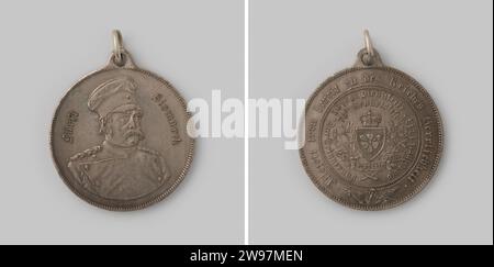 Soixante-dixième anniversaire de Fürst Otto von Bismarck 1885, Lauer, 1885 médaille d'histoire Médaille argentée avec un œil et un anneau de portage, sur le devant le buste de Bismarck moitié à droite avec un changement, un blason couronné sur banderol entre branches croisées de Laurier et de chêne, avec double changement, dans un cercle, à l'extérieur une couverture avec un blason en bas , bannière et branche de laurier. Nuremberg laiton (alliage) frappe (travail des métaux) Banque D'Images