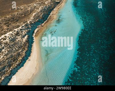 Une vue aérienne de Coral Bay, Australie occidentale. Banque D'Images
