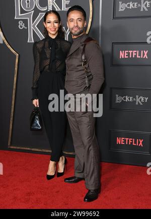 **PHOTO DE FICHIER** Kamar de los Reyes est décédé. 05 février 2020 - Hollywood - Sherri Saum, Kamar de Los Reyes. La première conférence photo de la série Locke & Key de Netflix s'est tenue au théâtre égyptien. Crédit photo : Birdie Thompson/AdMedia/MediaPunch Banque D'Images