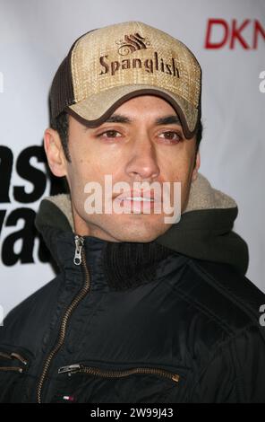 **PHOTO DE FICHIER** Kamar de los Reyes est décédé. Kamar de los Reyes assiste à la première de « East of Havana » au IFC Center à New York le 1 février 2007. Crédit photo : Henry McGee/MediaPunch Banque D'Images