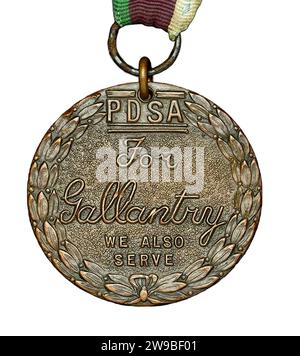 La médaille Dickin. La médaille PDSA Dickin est décernée aux animaux pour bravoure ou dévouement remarquable au devoir pendant leur service dans un conflit militaire. Banque D'Images