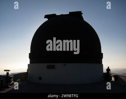 Le dôme de l'observatoire Griffith à Los Angeles, Californie. Banque D'Images