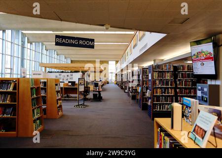 Salle de lecture au rez-de-chaussée, Grinton I. Will Library, Yonkers, NY Banque D'Images