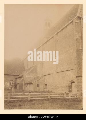 Façade nord du monastère de Ter Apel, Anonyme (Monumentenzorg) (attribué à), 1893 photographie support photographique Apple. cloîtres en carton imprimé albumen  monastère. église (extérieur) pomme Banque D'Images