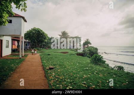 Un village nicaraguayen paisible au milieu des Caraïbes Banque D'Images