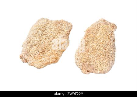 Schnitzel de poulet cru Escalope en chapelure. Isolé sur fond blanc, vue de dessus Banque D'Images