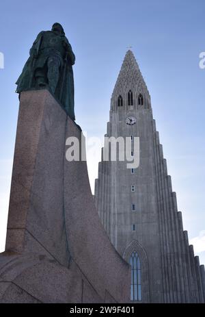 L'Église luthérienne Hallgrímskirkja à Reykjavik, Islande Banque D'Images