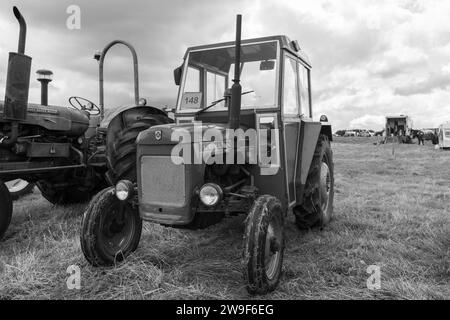 Low Ham.Somerset.United Kingdom.July 23rd 2023.A restauré Leyland 154 de 1973 est exposé au Somerset Steam and Country show Banque D'Images