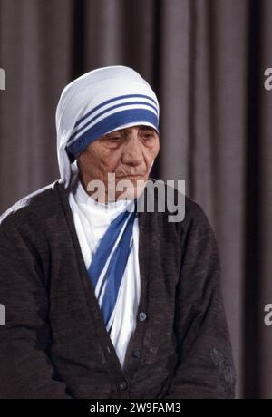 Mère Teresa, Mary Teresa Bojaxhiu (Anjezë Gonxhe Bojaxhiu, 1910 - 1997), mère Teresa, nonne catholique albano-indienne et fondatrice des Missionnaires de la Charité. Banque D'Images