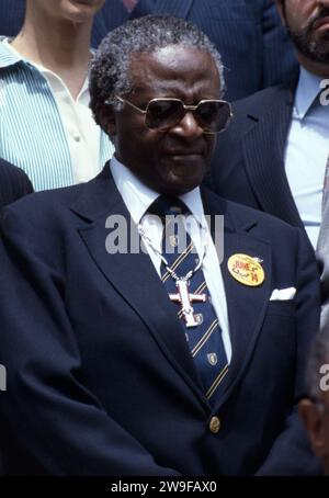 Desmond Tutu, Desmond Tutu (1931 – 2021) évêque et théologien anglican sud-africain Banque D'Images