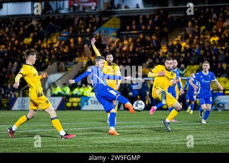 Livingston, Écosse. 27 décembre 2023. Nicky Clark (10 - St Johnstone) tourne de l'intérieur Livingston vs St Johnstone - Cinch Premiership Credit : Raymond Davies / Alamy Live News Banque D'Images