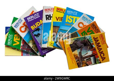 Berlitz guides de voyage guides de voyage isolés sur fond blanc livres de voyage Banque D'Images