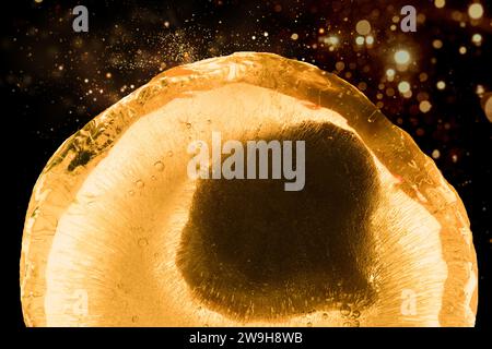 eau gelée bulles d'air de glace dans des couleurs de glace abstraction beaux arrière-plans motif image transparente Banque D'Images