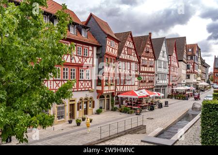 Fachwerkhäuser in der Altstadt von Ochsenfurt, Unterfranken, Bayern, Deutschland | Maisons à colombages de la vieille ville d'Ochsenfurt, Basse-Franconi Banque D'Images