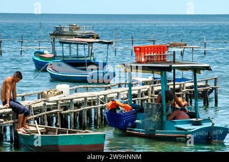 Caibarien, Cuba, bateaux de pêcheurs cubains et mode de vie Banque D'Images