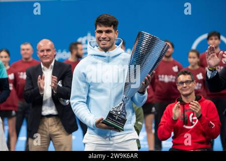 Carlos Alcaraz, I Carlos Alcaraz Cup, match de tennis de charité, entre Carlos Alcaraz et Roberto Bautista, Palais des Sports de Murcie, 28 décembre 2023, Banque D'Images