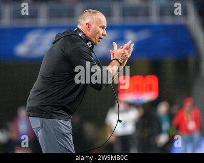 28 décembre 2023 : Dave Doeren, entraîneur-chef de NC State, lors de la seconde moitié du Pop Tarts Bowl. Kansas State bat N.C. State 28-13 à Orlando, FL. Romeo T Guzman/Cal Sport Media Banque D'Images