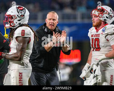 28 décembre 2023 : Dave Doeren, entraîneur-chef de NC State, lors de la seconde moitié du Pop Tarts Bowl. Kansas State bat N.C. State 28-13 à Orlando, FL. Romeo T Guzman/Cal Sport Media Banque D'Images