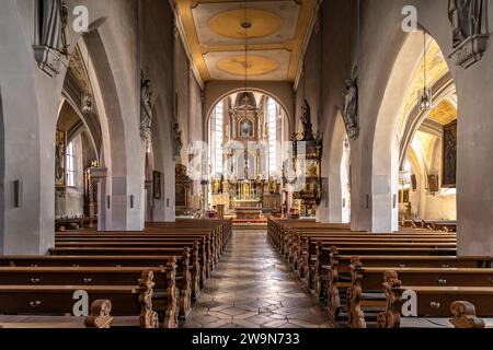 Innenraum der Kirche St. Martin à Forchheim, Oberfranken, Bayern, Deutschland | St. Intérieur de l'église Martin à Forchheim, haute-Franconie, Bavière, G Banque D'Images