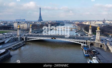 Drone photo Pont Alexandre III Paris France Europe Banque D'Images