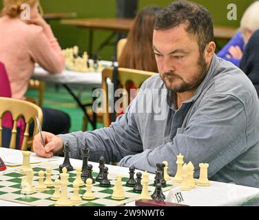 Hastings, Royaume-Uni. 29 décembre 2023. Watts, Alex pendant le Congrès international d'échecs Caplin Hastings à Horntye Park, Hastings, East Sussex, Royaume-Uni. Crédit : LFP/Alamy Live News Banque D'Images