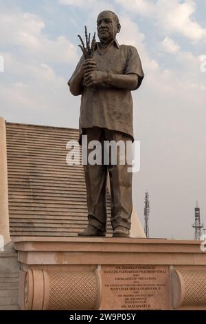 Statue du Dr. Bhimrao Ambedkar au Dr. Babasaheb Ambedkar Memorial Park, Vipul Khand 2, Vipul Khand 3, Vipin Khand, Gomti Nagar, Lucknow, Uttar Prades Banque D'Images