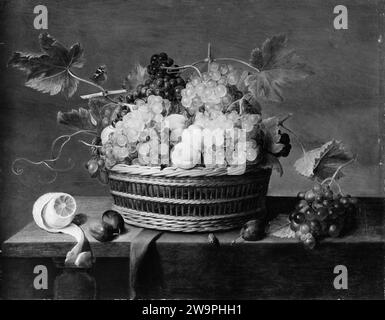 Nature morte : un panier de raisins et autres fruits 1964 par Jacob van Hulsdonck Banque D'Images