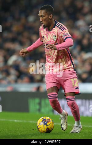 West Bromwich, Royaume-Uni. 29 décembre 2023. Jaidon Anthony #12 de Leeds United rompt avec le ballon lors du Sky Bet Championship Match West Bromwich Albion vs Leeds United aux Hawthorns, West Bromwich, Royaume-Uni, le 29 décembre 2023 (photo de Gareth Evans/News Images) à West Bromwich, Royaume-Uni le 12/29/2023. (Photo Gareth Evans/News Images/Sipa USA) crédit : SIPA USA/Alamy Live News Banque D'Images