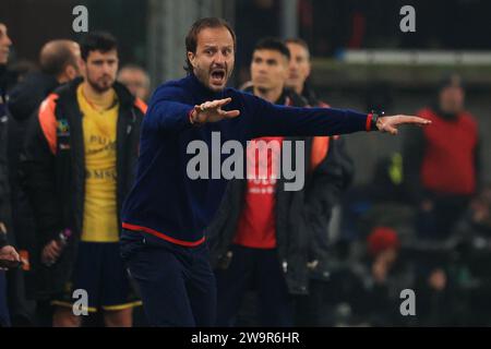 Gênes, Italie. 29 décembre 2023. Serie A, 18Â° jour, Genova, Ferraris, Gênes - Inter, sur la photo : entraîneur Alberto Gilardino pendant Gênes CFC vs Inter - FC Internazionale, match de football italien Serie A à Gênes, Italie, décembre 29 2023 crédit : Agence photo indépendante/Alamy Live News Banque D'Images