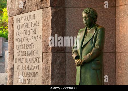 Statue d'Eleanor Roosevelt, Franklin Delano Roosevelt Memorial, le National Mall, District of Columbia Banque D'Images
