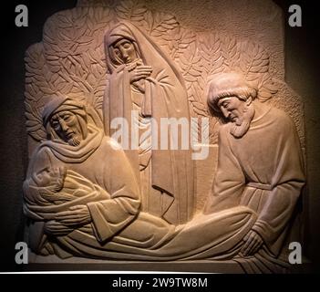 Montréal, Québec, Canada-12 juin 2017 : sculpture religieuse chrétienne sur pierre dans l'Oratoire Saint-Joseph qui est la plus grande église catholique de CAN Banque D'Images