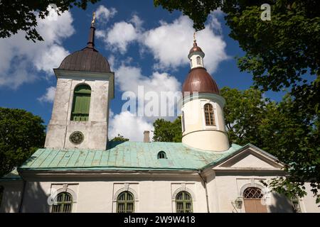 St. Église orthodoxe Nicolas dans la ville de Kuresaare sur l'île de Saaremaa dans la mer Baltique au large de la côte de l'Estonie en Europe de l'est Banque D'Images