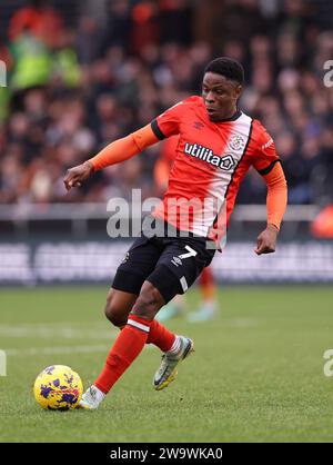 Luton, Royaume-Uni. 30 décembre 2023. Chiedozie Ogbene lors du match de Premier League à Kenilworth Road, Luton. Le crédit photo devrait se lire : David Klein/Sportimage crédit : Sportimage Ltd/Alamy Live News Banque D'Images