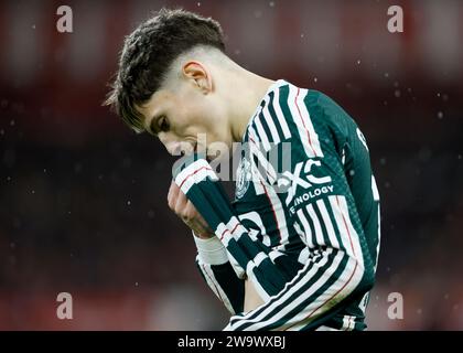 Alejandro Garnacho de Manchester United réagit lors du match de Premier League au City Ground, Nottingham. Date de la photo : Samedi 30 décembre 2023. Banque D'Images