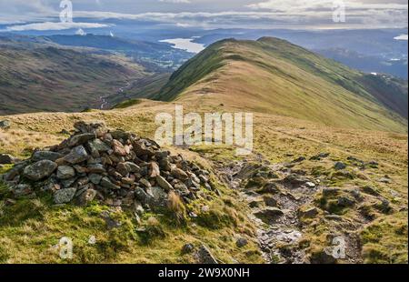 Windermere et Heron Pike vus de Great Rigg, Grasmere, Lake District, Cumbria Banque D'Images