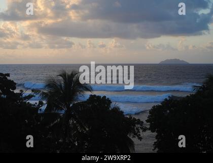 Coucher de soleil à Rincon, Porto Rico Banque D'Images