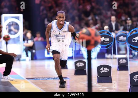 Paris, France. 30 décembre 2023. SHORT TJ (Paris) lors de l'événement All-Star Game LNB 2023, Lotus Skills Challenge Basketball le 30 décembre 2023 à l'Accor Arena de Paris, France - photo Loic Wacziak/DPPI crédit : DPPI Media/Alamy Live News Banque D'Images