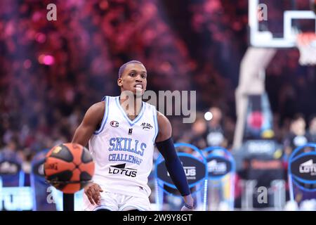 SHORT TJ (Paris) lors de l'événement All-Star Game LNB 2023, Lotus Skills Challenge Basketball le 30 décembre 2023 à l'Accor Arena de Paris, France Banque D'Images