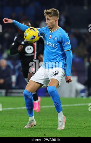 Jesper Lindstrom de SSC Napoli lors du match de football Serie A entre SSC Napoli et AC Monza au stade Diego Armando Maradona à Naples (Italie), le 29 décembre 2023. Banque D'Images