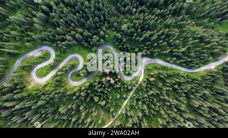 Drone photo col de Giau, passo di giau Dolomites italie Europe Banque D'Images