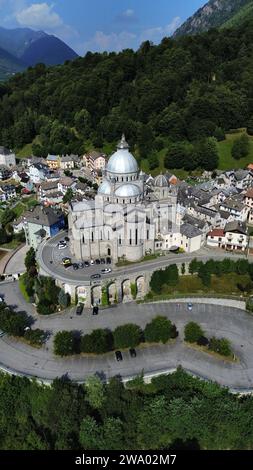 Drone photo Sanctuaire Madonna del Sangue re Italie europe Banque D'Images