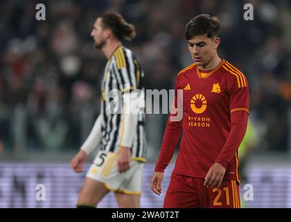 Turin, Italie. 30 décembre 2023. Paulo Dybala de L'AS Roma réagit lors du match de Serie A à l'Allianz Stadium de Turin. Le crédit photo devrait se lire : Jonathan Moscrop/Sportimage crédit : Sportimage Ltd/Alamy Live News Banque D'Images