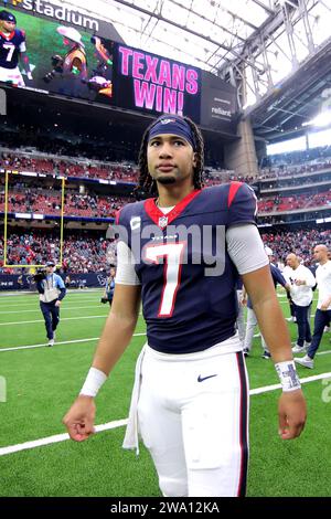 Houston, Texas, États-Unis. 31 décembre, 2023 décembre 31, 2023, Houston, Texas, États-Unis : Houston Texans quarterback C.J. Stroud (7) après le match entre les Houston Texans et les Tennessee Titans au NRG Stadium de Houston. Houston a gagné, 26-3. (Image de crédit : © Erik Williams/ZUMA Press Wire) USAGE ÉDITORIAL SEULEMENT! Non destiné à UN USAGE commercial ! Crédit : ZUMA Press, Inc./Alamy Live News Banque D'Images