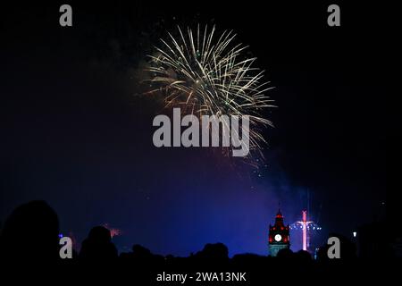 Edimbourg. Écosse 1 janvier 202U. Feux d'artifice sur le château d'Édimbourg dans le cadre du Hogmanay d'Édimbourg. Crédit photo : Pako Mera/Alamy Live News Banque D'Images