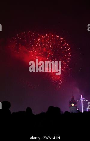 Edimbourg. Écosse 1 janvier 202U. Feux d'artifice sur le château d'Édimbourg dans le cadre du Hogmanay d'Édimbourg. Crédit photo : Pako Mera/Alamy Live News Banque D'Images