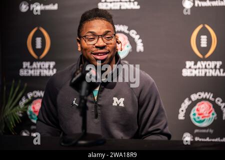 Le joueur de ligne défensif des Michigan Wolverines Kris Jenkins (94) lors du Rose Bowl Media Day entre les Alabama Crimson Tide et les Michigan Wolverines, Satur Banque D'Images
