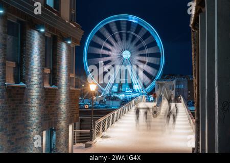 2023-02-04, remblai du soir d'hiver Ferris roue Gdansk Pologne Banque D'Images
