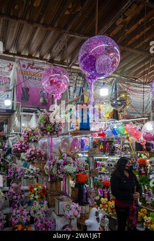 Arrangements floraux à vendre au Jamaica Market à Mexico, Mexique Banque D'Images